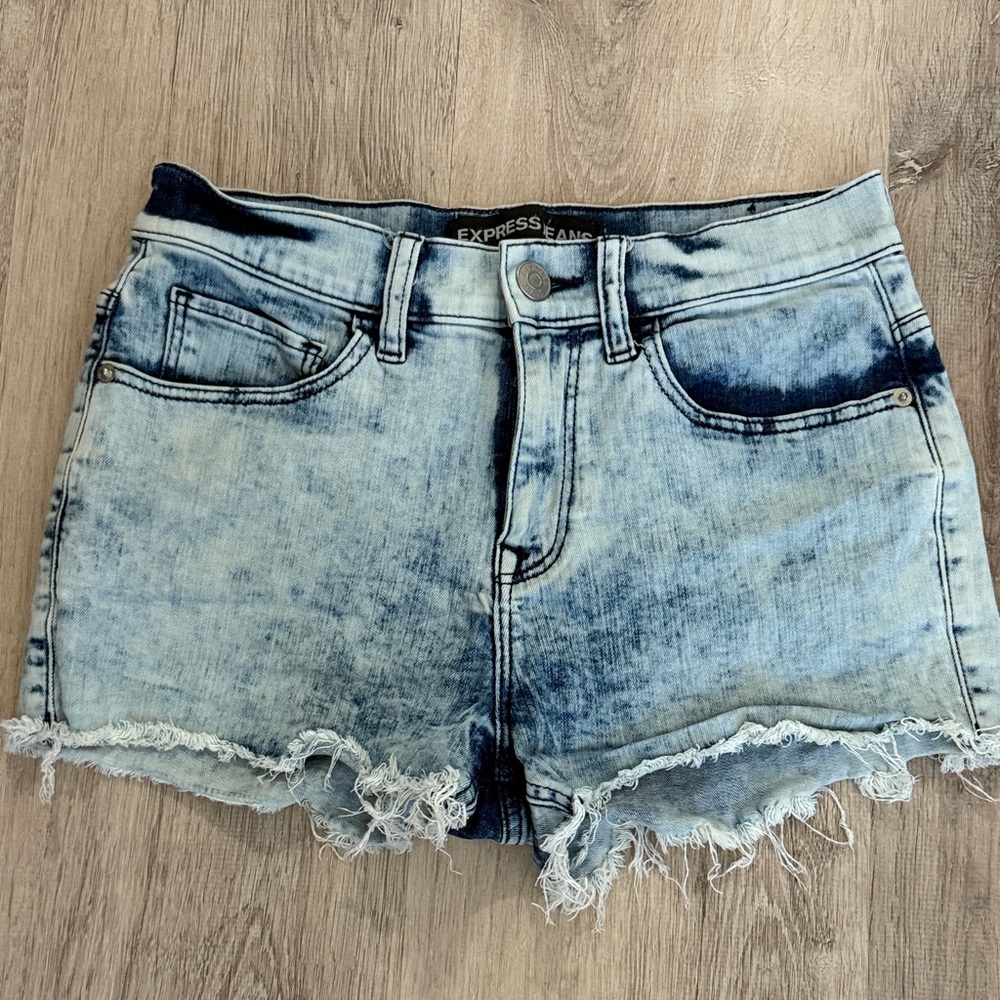 Express Women's Light Blue Frayed Jean Shorts